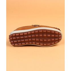 Cute Walk by Babyhug Slip On Solid Loafers - Brown