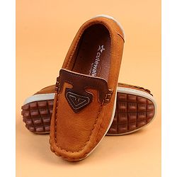 Cute Walk by Babyhug Slip On Solid Loafers - Brown