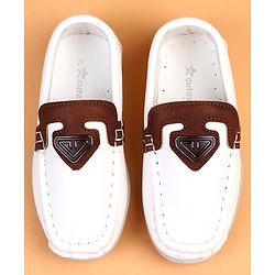 Cute Walk by Babyhug Slip On Solid Loafers - Brown