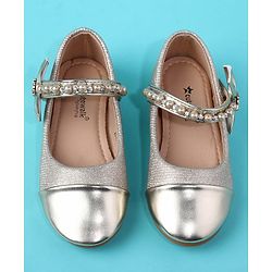 Cute Walk by Babyhug Velcro Closure Ballerina With Pearl Design - White