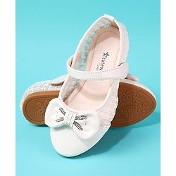 Cute Walk by Babyhug Velcro Closure Ballerina With Bow Applique - Pink