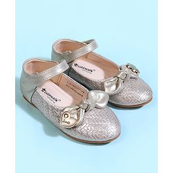 Cute Walk by Babyhug Velcro Closure Ballerina With Bow Applique - Golden