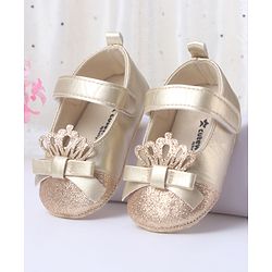 Cute Walk by Babyhug Velcro Closure Booties with Shimmer Floral Applique - Pink