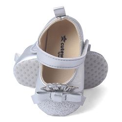 Cute Walk by Babyhug Velcro Closure Booties with Shimmer Floral Applique - Pink
