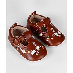 Cute Walk by Babyhug Velcro Closure Booties with Embroidery - Pink