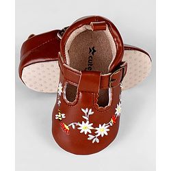 Cute Walk by Babyhug Velcro Closure Booties with Embroidery - Pink