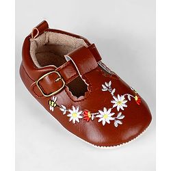 Cute Walk by Babyhug Velcro Closure Booties with Embroidery - Pink