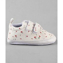 Cute Walk by Babyhug Booties With Velcro Closure & Cherry Print - Pink