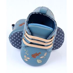 Cute Walk by Babyhug Slip On Booties With Leaf Embroidery - Blue
