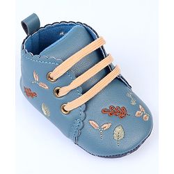 Cute Walk by Babyhug Slip On Booties With Leaf Embroidery - Blue