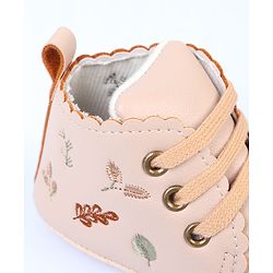 Cute Walk by Babyhug Slip On Booties With Leaf Embroidery - Blue