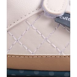 Cute Walk by Babyhug Velcro Closure Booties - Blue