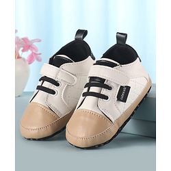 Cute Walk by Babyhug Velcro Closure Booties - Blue