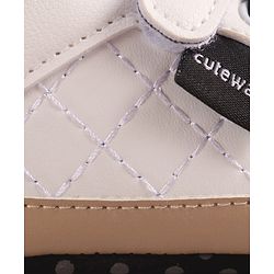 Cute Walk by Babyhug Velcro Closure Booties - Blue