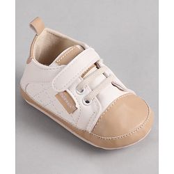 Cute Walk by Babyhug Velcro Closure Booties - Blue