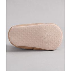 Cute Walk by Babyhug Velcro Closure Booties - Blue