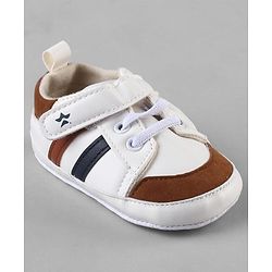 Cute Walk by Babyhug Solid Booties With Velcro Closure - White