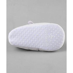 Cute Walk by Babyhug Solid Booties With Velcro Closure - White