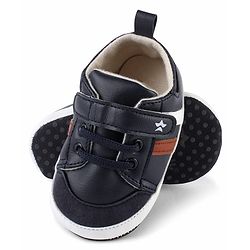Cute Walk by Babyhug Solid Booties With Velcro Closure - White