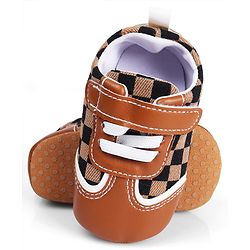 Cute Walk by Babyhug Booties With Velcro Closure & Checks Print - Brown