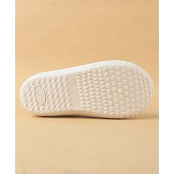 Cute Walk by Babyhug Slip On Casual Shoes with Kitty Embroidery - Pink