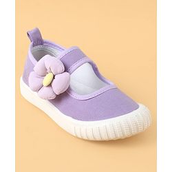 Cute Walk by Babyhug Casual Shoes with Velcro Closure & Floral Applique - Purple