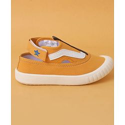 Cute Walk by Babyhug Casual Shoes with Velcro Closure And  Tape Detailing - Yellow