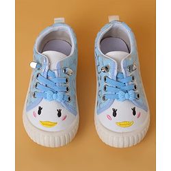 Cute Walk by Babyhug Casual Shoes with Lace Closure And Heart Print - Pink