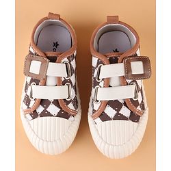 Cute Walk by Babyhug Canvas Velcro Closure Casual Shoes With Checks Design - Brown