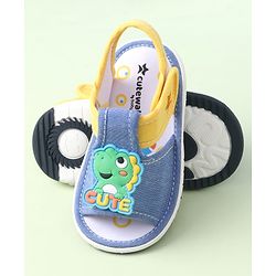 Cute Walk by Babyhug Velcro Closure Sandals with Applique - Blue