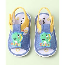 Cute Walk by Babyhug Velcro Closure Sandals with Applique - Blue
