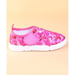 Cute Walk by Babyhug Velcro Closure Casual Shoes With Butterfly Print - Fuchsia