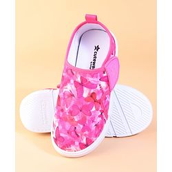 Cute Walk by Babyhug Velcro Closure Casual Shoes With Butterfly Print - Fuchsia
