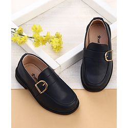 Cute Walk by Babyhug Slip On Solid Oxford Shoes with Buckle Design - Navy Blue