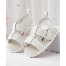 Cute Walk by Babyhug Velcro Closure Solid Booties - White