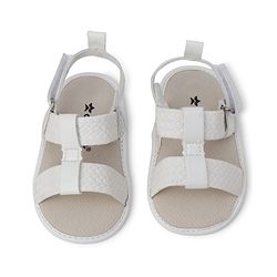 Cute Walk by Babyhug Velcro Closure Solid Booties - White
