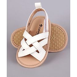 Cute Walk by Babyhug Booties with Velcro Closure - White