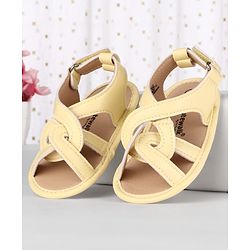 Cute Walk by Babyhug Velcro Closure Striped Booties - Pink
