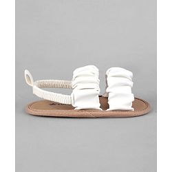 Cute Walk by Babyhug Booties  with Back Strap - Pink