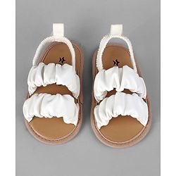Cute Walk by Babyhug Booties  with Back Strap - Pink