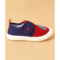Cute Walk by Babyhug Casual Shoes with Velcro Closure & Dino Applique - Green