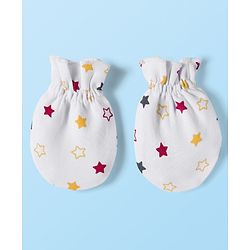 Babyhug 100% Cotton Interlock Knit Mittens & Booties Set With Star Print - White