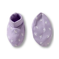 Babyhug 100% Cotton Knit Mittens & Booties Set with Airplane Print - Lavender