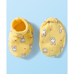 Babyhug 100% Cotton Interlock Knit Mittens & Booties Set With Bunny Print - Yellow