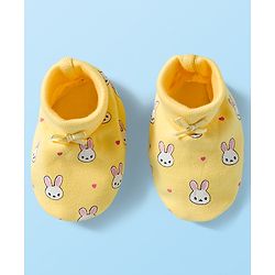 Babyhug 100% Cotton Interlock Knit Mittens & Booties Set With Bunny Print - Yellow