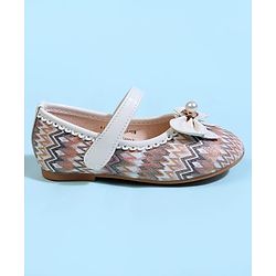 Cute Walk by Babyhug Velcro Closure Printed Ballerina With Bow Applique - Purple