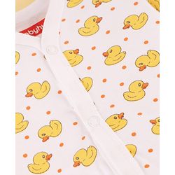 Babyhug Premium 100% Cotton Newborn Gift Set  11 Pcs Clothing Hamper Duck Print - Yellow| Jhabla, Bib, Wrapper, Mittens, Booties, 3 Wash cloths & 2 Nappies| Gift Set for New Born Boys & Girls