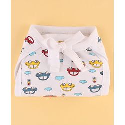 Babyhug Premium 100% Cotton Newborn Gift Set  11 Pcs Clothing Hamper Duck Print - Yellow| Jhabla, Bib, Wrapper, Mittens, Booties, 3 Wash cloths & 2 Nappies| Gift Set for New Born Boys & Girls