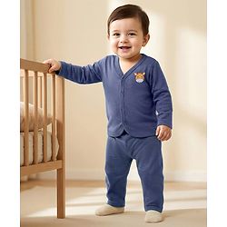 Babyhug Single Jersey Knit Full Sleeves T-Shirt & Lounge Pant Set with Giraffe Graphic - Navy Blue
