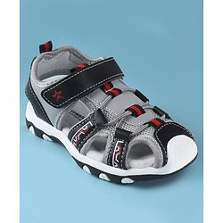 Cute Walk by Babyhug Velcro Closure Solid Sandals - Black